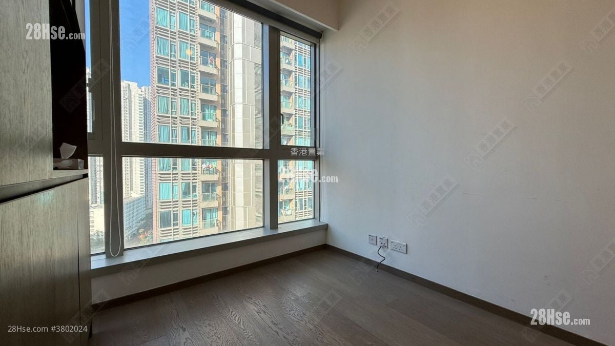 One Eighty Rental 1 Bedroom , 1 Bathroom 248 ft²