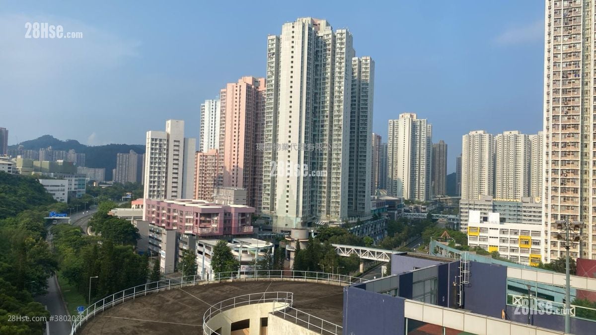Choi Ming Court Sell 2 Bedrooms , 1 Bathroom 506 ft²