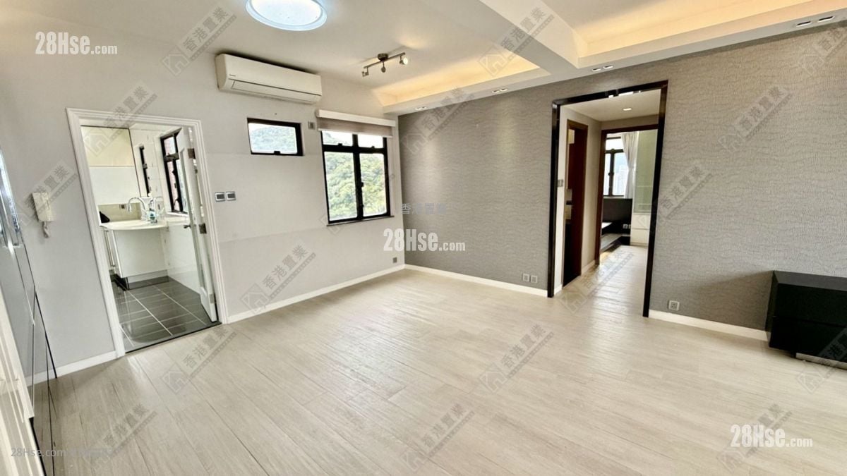 云景台 售盘 3 房 , 3 浴室 1,065 平方尺