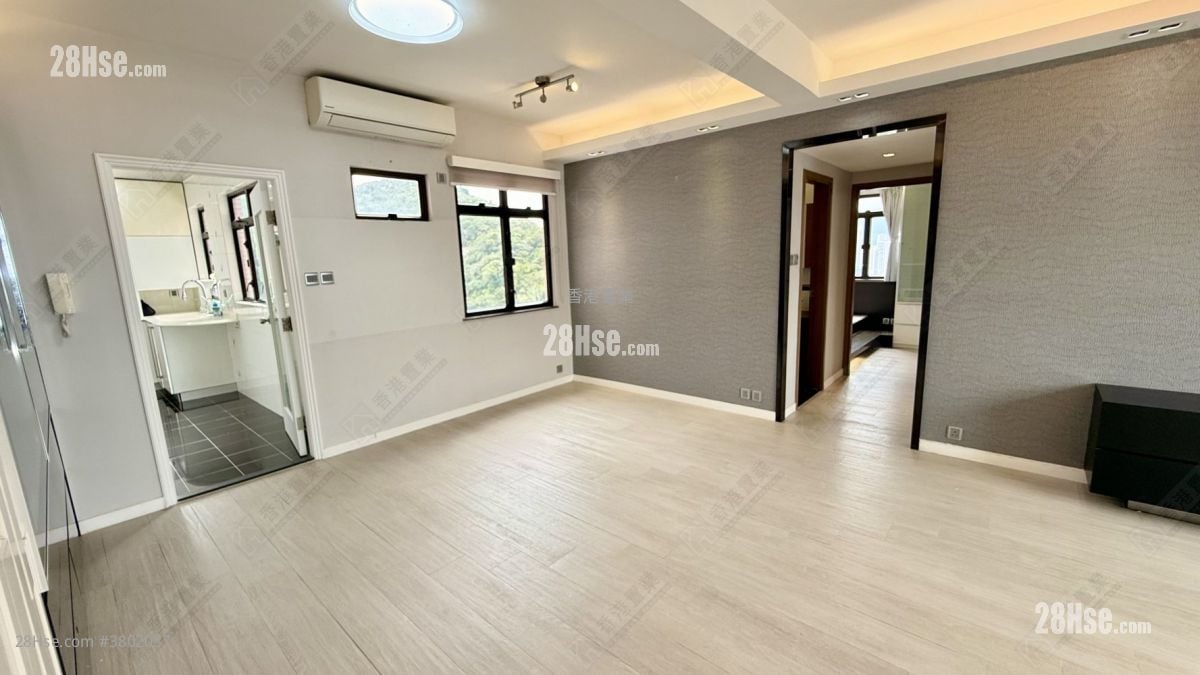 云景台 售盘 3 房 , 3 浴室 1,065 平方尺