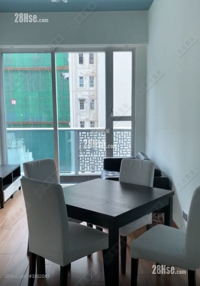 J Residence Sell 2 Bedrooms , 1 Bathroom 608 ft²