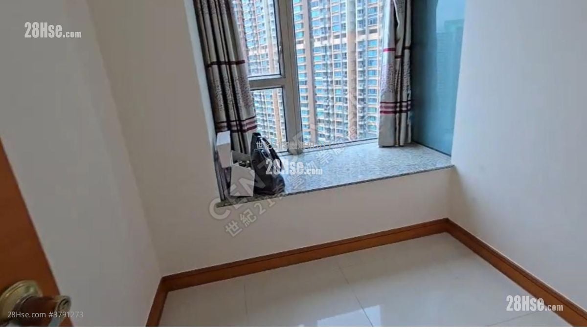 银湖天峰 售盘 2 房 , 1 浴室 541 平方尺