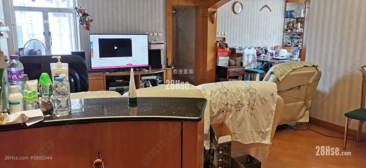 锦翠园 售盘 3 房 1,004 平方尺