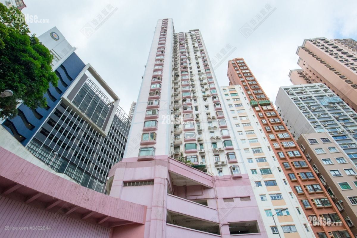 锦翠园 售盘 3 房 1,004 平方尺