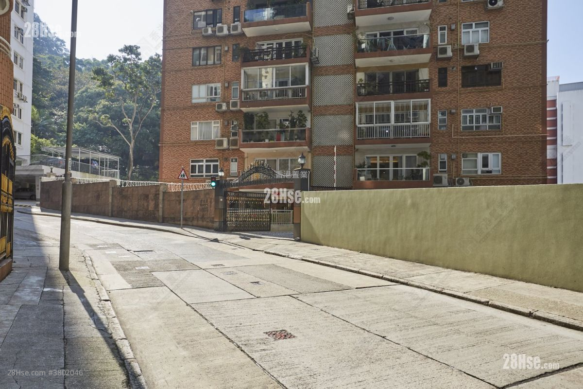 精致园 售盘 3 房 , 3 浴室 1,465 平方尺