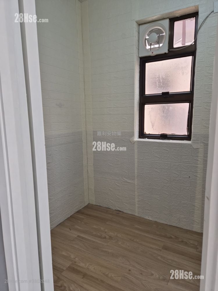 嘉福里 租盘 2 房 , 1 浴室 700 平方尺