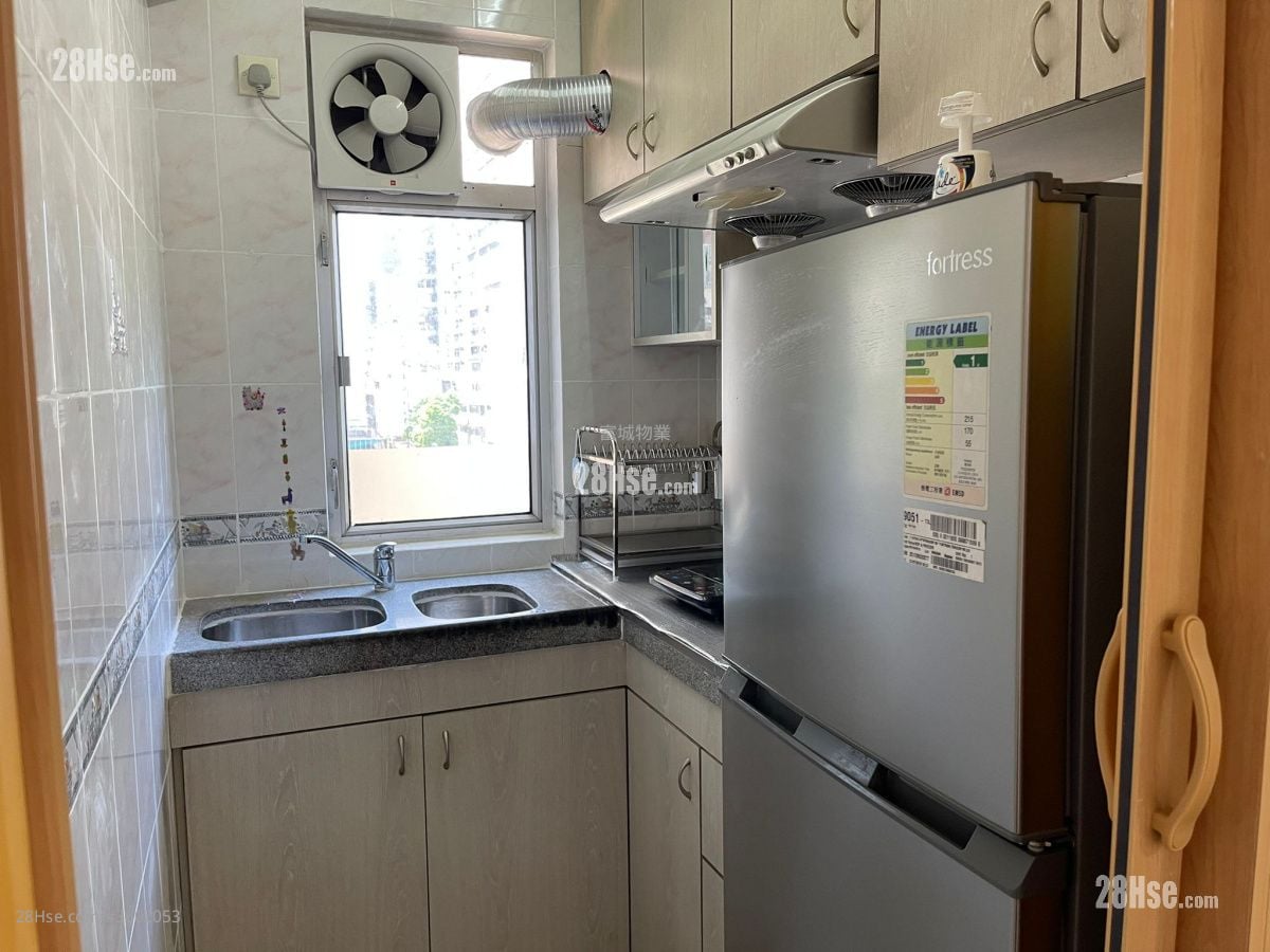 Healthy Gardens Sell 2 Bedrooms , 1 Bathroom 456 ft²