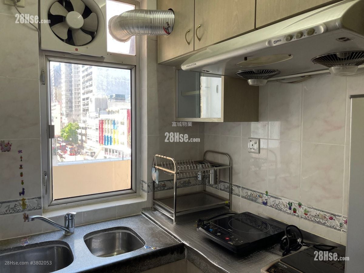 Healthy Gardens Sell 2 Bedrooms , 1 Bathroom 456 ft²