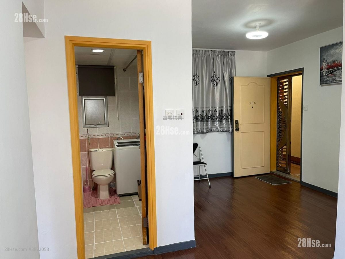 Healthy Gardens Sell 2 Bedrooms , 1 Bathroom 456 ft²