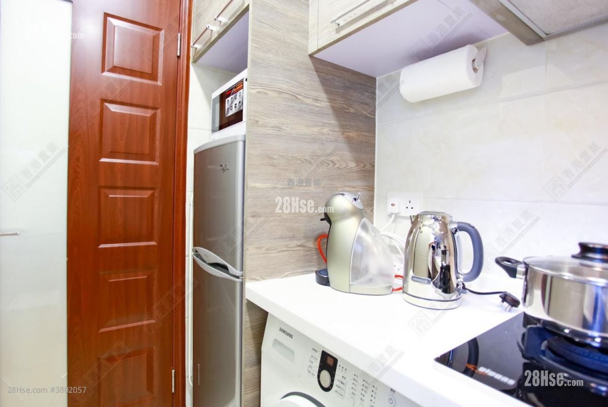 Dragon Centre Sell 1 Bedroom , 1 Bathroom 288 ft²