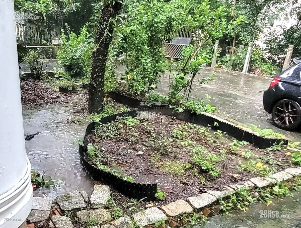 秀明别墅 租盘 3 房 , 2 浴室 1,000 平方尺