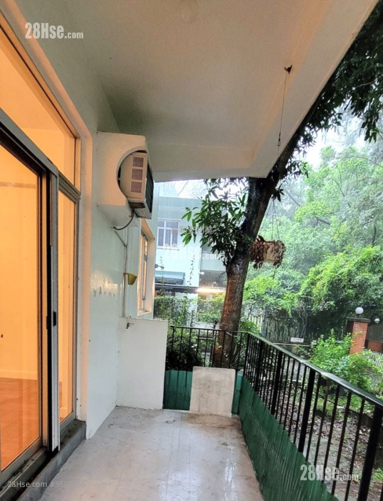 秀明别墅 租盘 3 房 , 2 浴室 1,000 平方尺