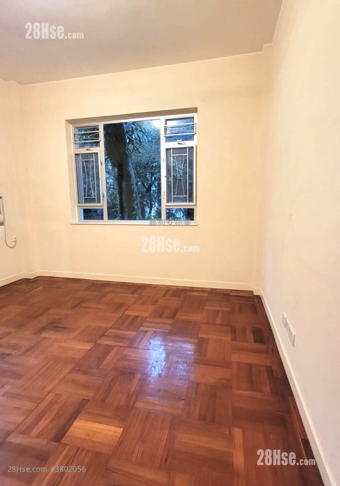 秀明别墅 租盘 3 房 , 2 浴室 1,000 平方尺