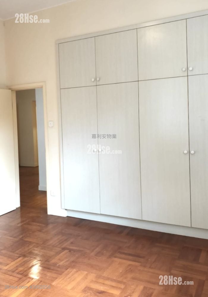 秀明别墅 租盘 3 房 , 2 浴室 1,000 平方尺