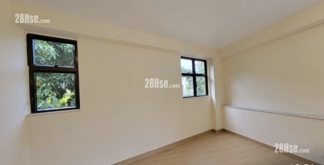Fontana Villa Rental Studio , 1 Bathroom 235 ft²