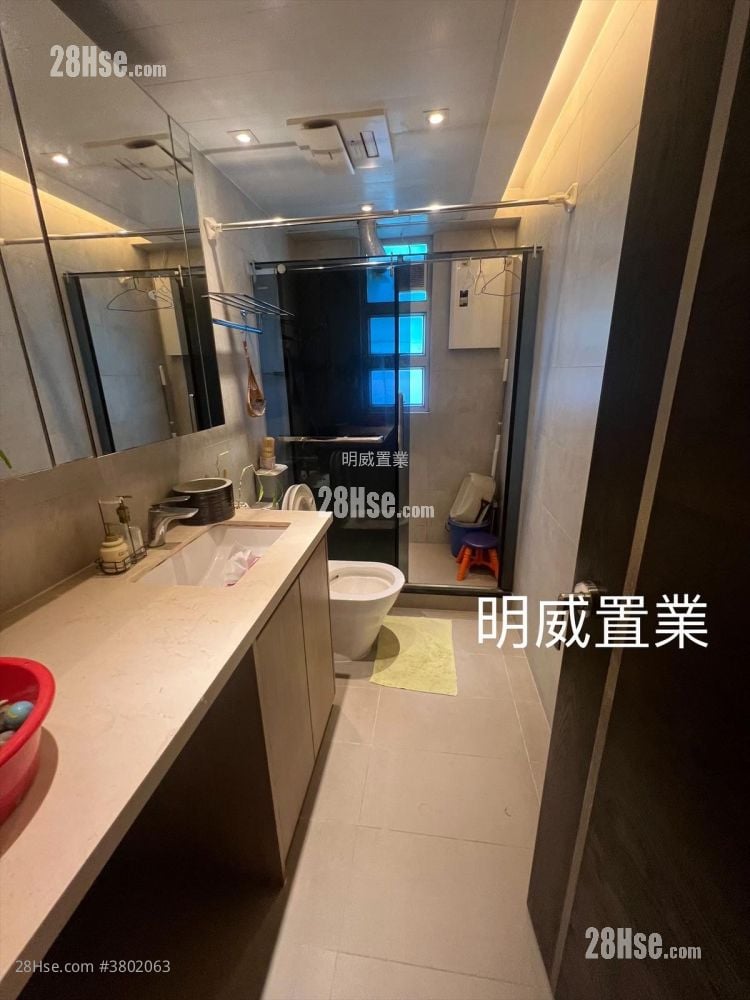 Wing Ying Mansion Sell 4 Bedrooms , 2 Bathrooms 996 ft²