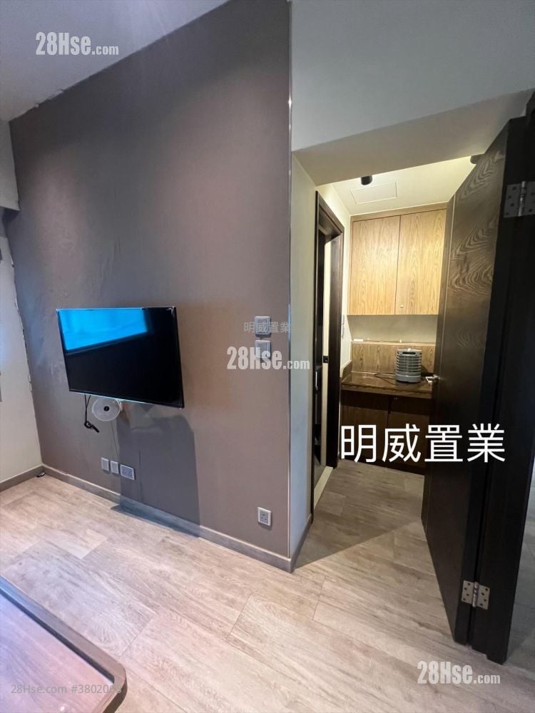 Wing Ying Mansion Sell 4 Bedrooms , 2 Bathrooms 996 ft²