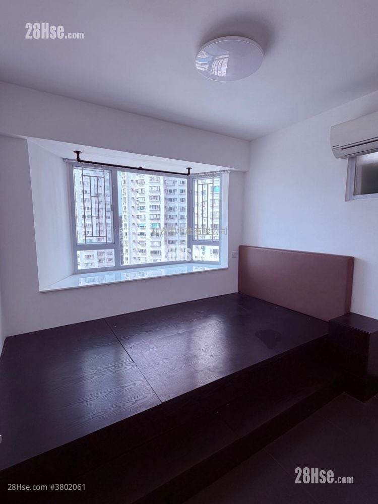 Seaview Garden Rental 582 ft²