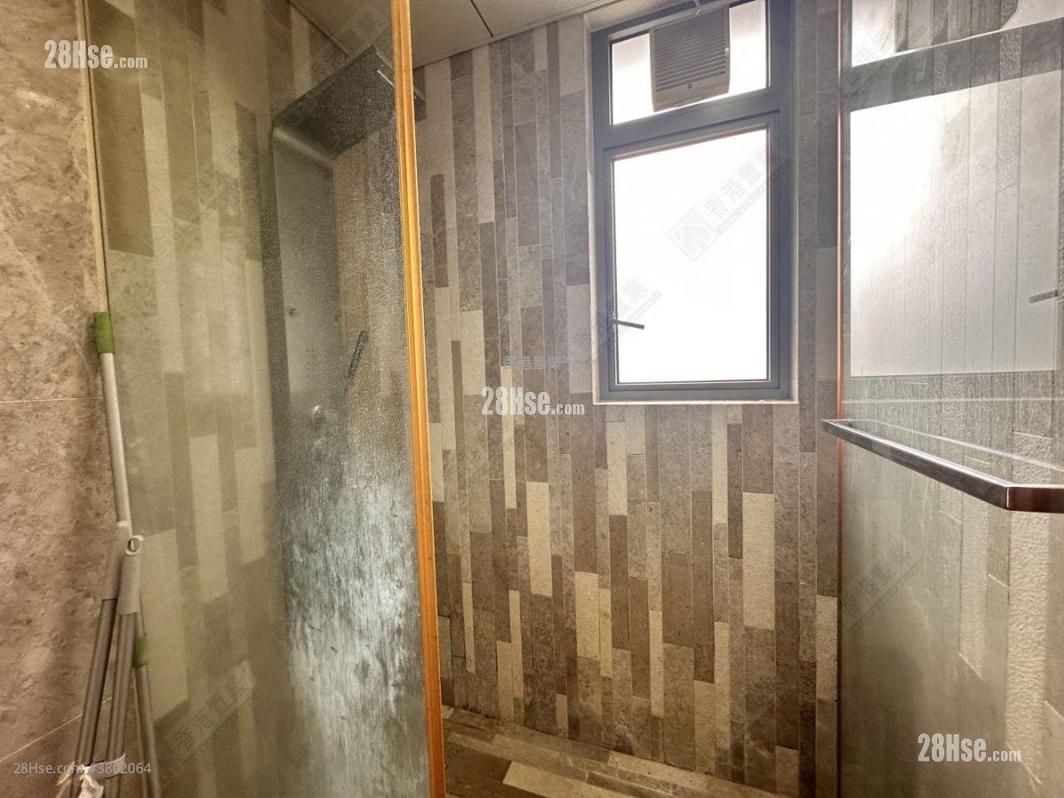 形品 租盘 1 房 , 1 浴室 363 平方尺