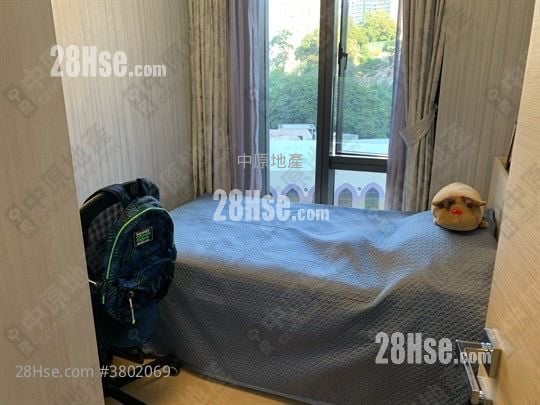 Mantin Heights Sell 3 Bedrooms , 2 Bathrooms 865 ft²