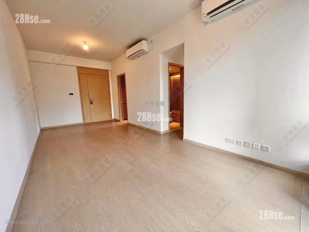 The Southside Rental 3 Bedrooms , 2 Bathrooms 751 ft²