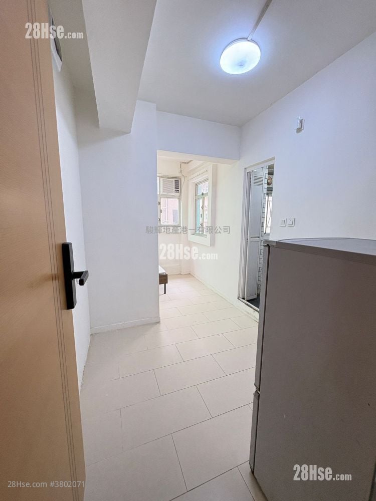 Man Fai Building Rental 1 Bedroom , 1 Bathroom 180 ft²