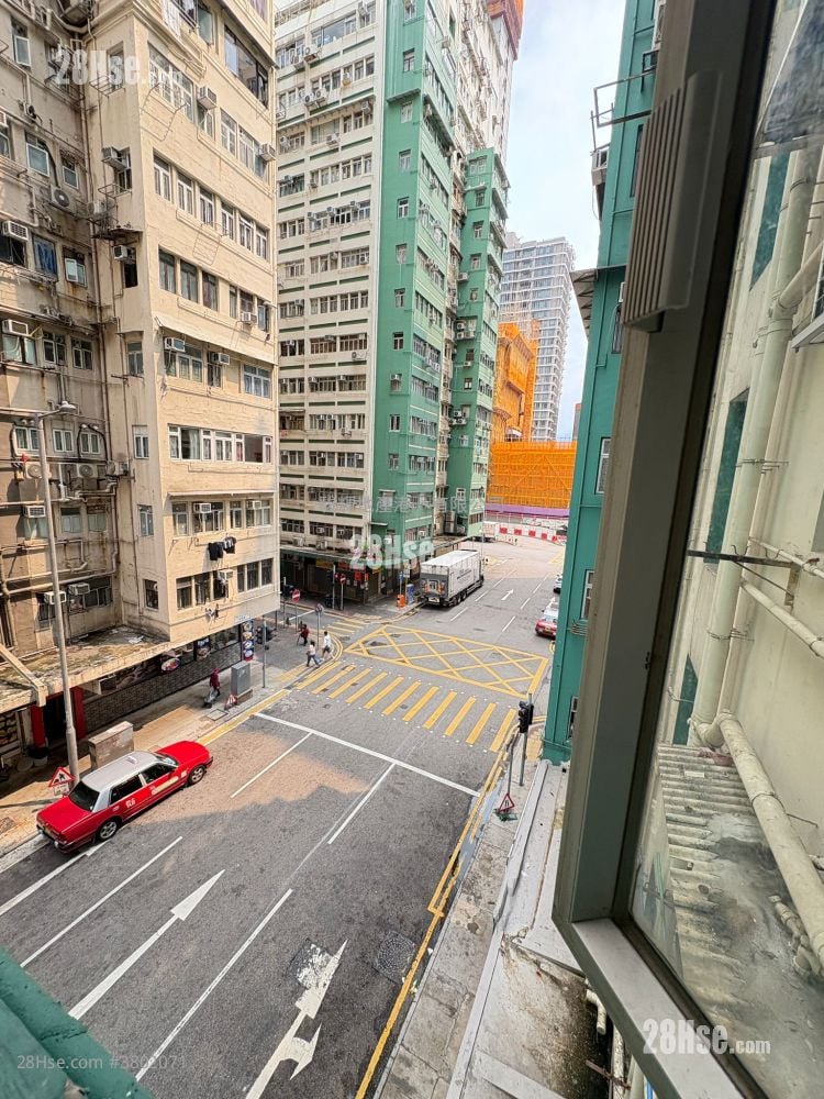 Man Fai Building Rental 1 Bedroom , 1 Bathroom 180 ft²