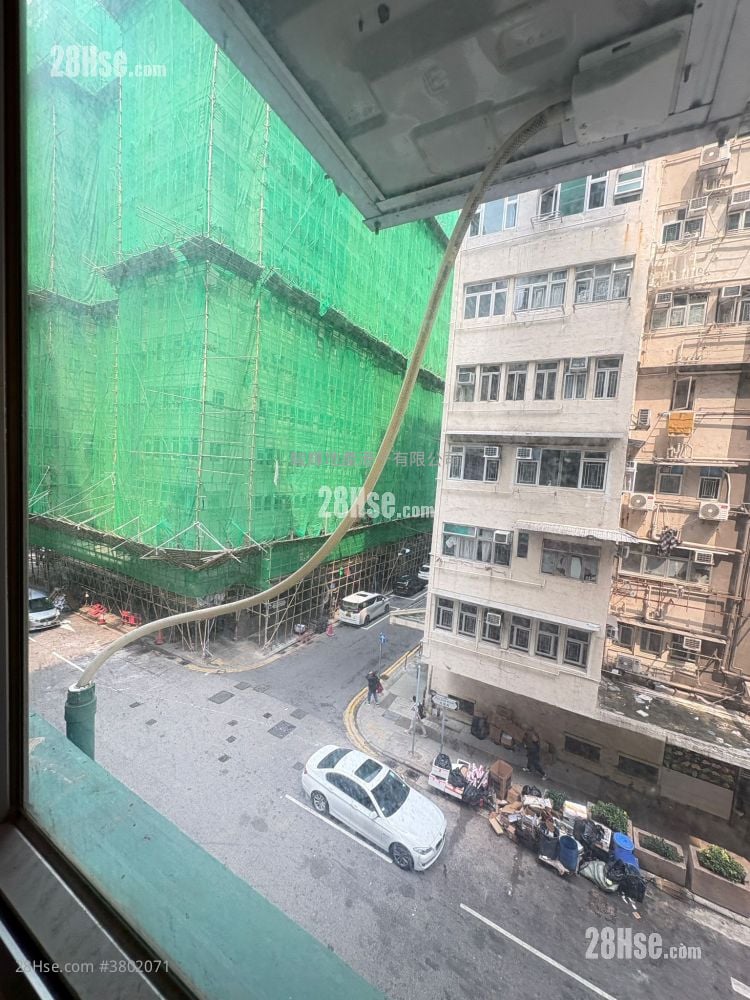 Man Fai Building Rental 1 Bedroom , 1 Bathroom 180 ft²