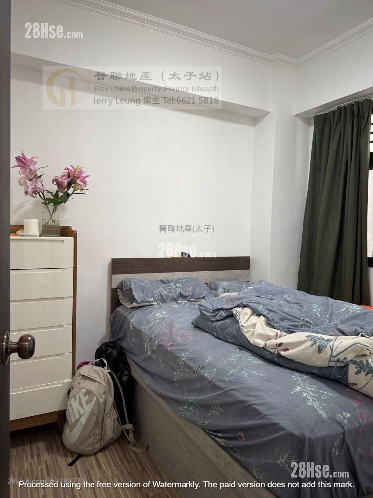 Tai On Court Sell 2 Bedrooms , 1 Bathroom 433 ft²