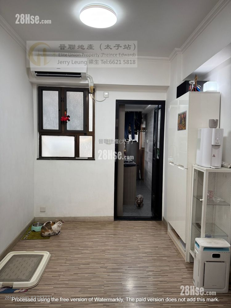 Tai On Court Sell 2 Bedrooms , 1 Bathroom 433 ft²