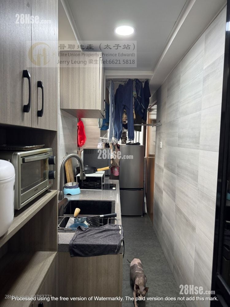 Tai On Court Sell 2 Bedrooms , 1 Bathroom 433 ft²