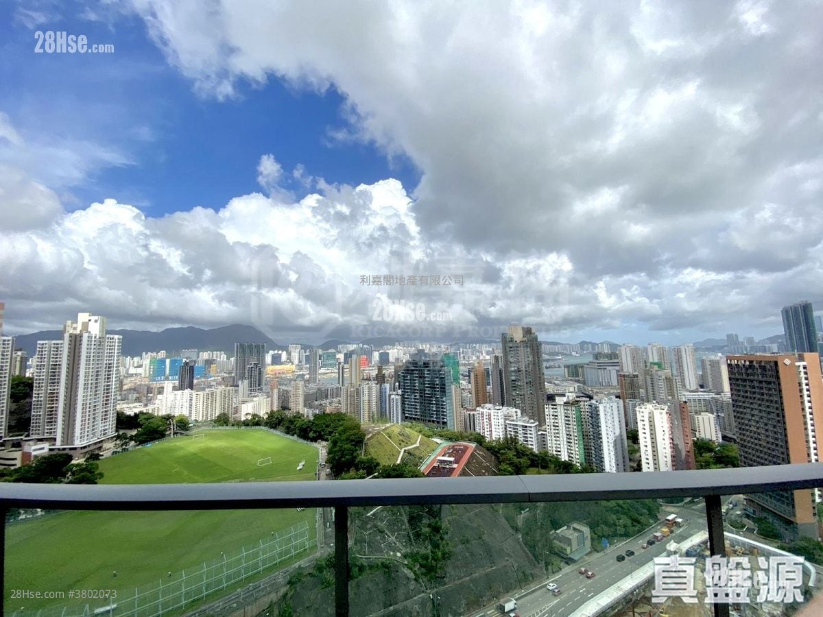 天铸 租盘 5+ 房 , 5+ 浴室 2,187 平方尺