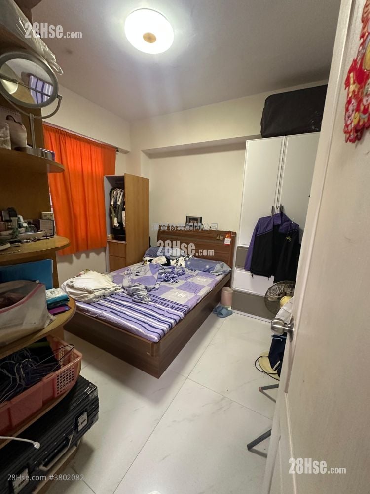 Wai Hay Mansion Sell 2 Bedrooms , 1 Bathroom 575 ft²