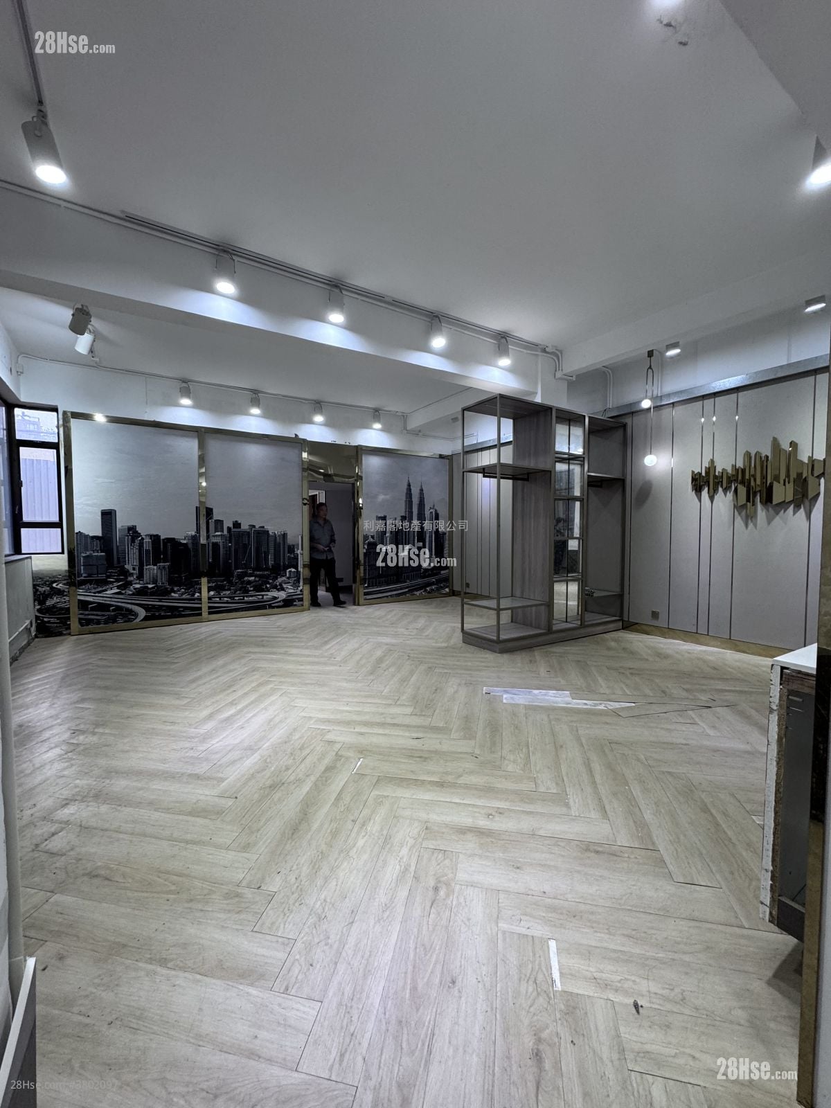 1A La Salle Road Rental 3 Bedrooms 1,700 ft²