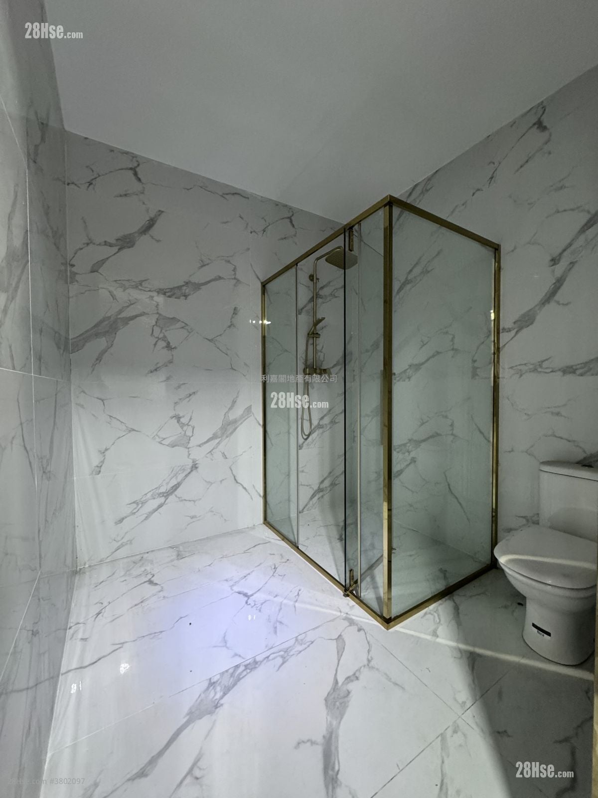 1A La Salle Road Rental 3 Bedrooms 1,700 ft²