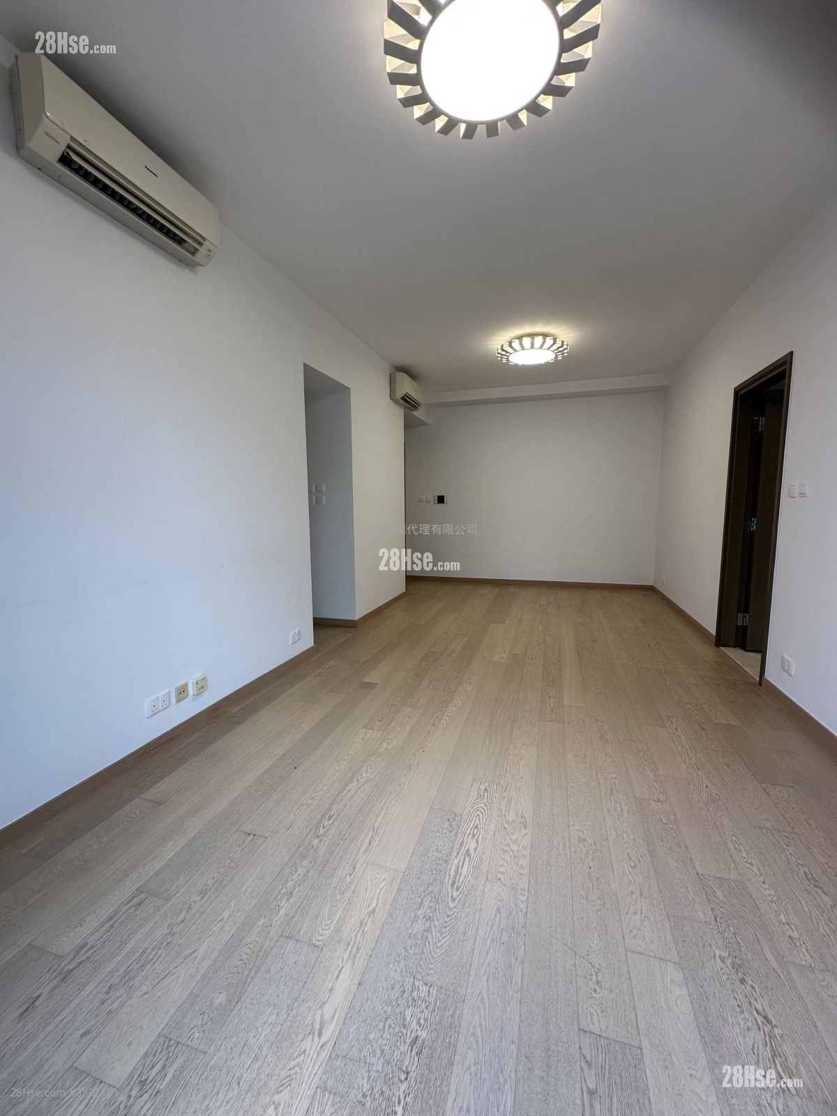 The Austin Rental 3 Bedrooms , 2 Bathrooms 966 ft²