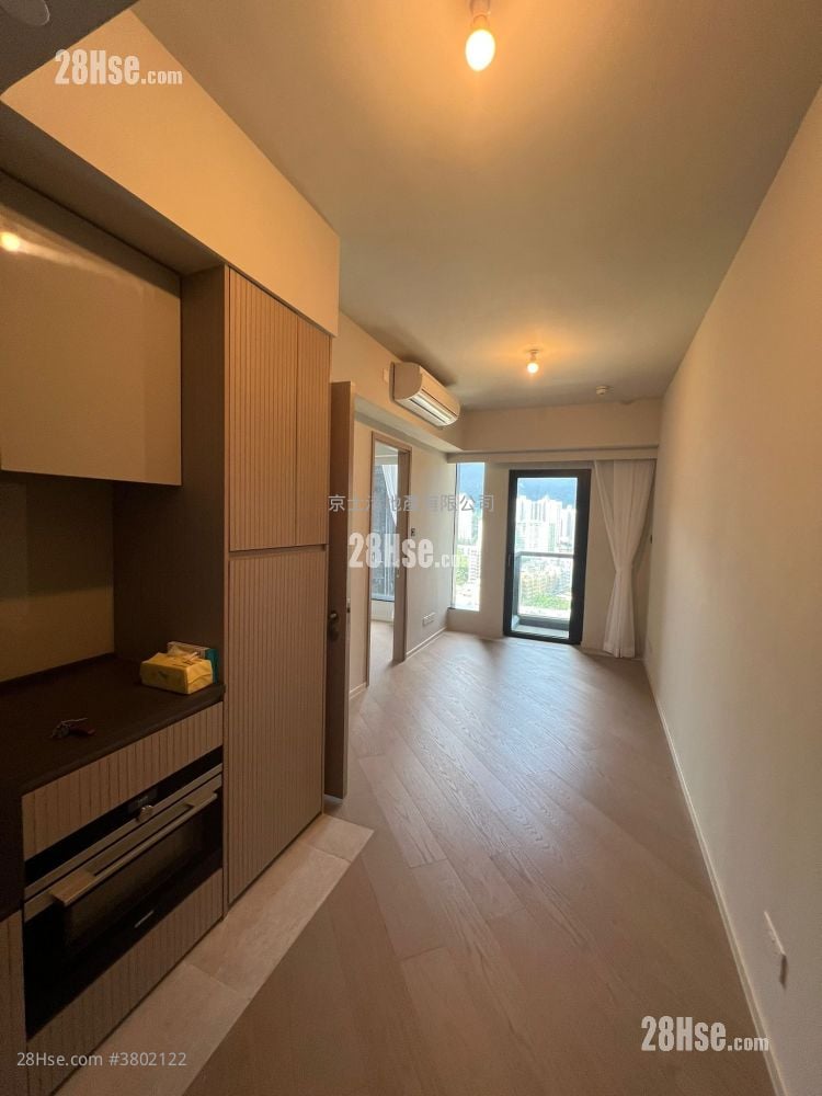 柏傲庄 租盘 358 平方尺