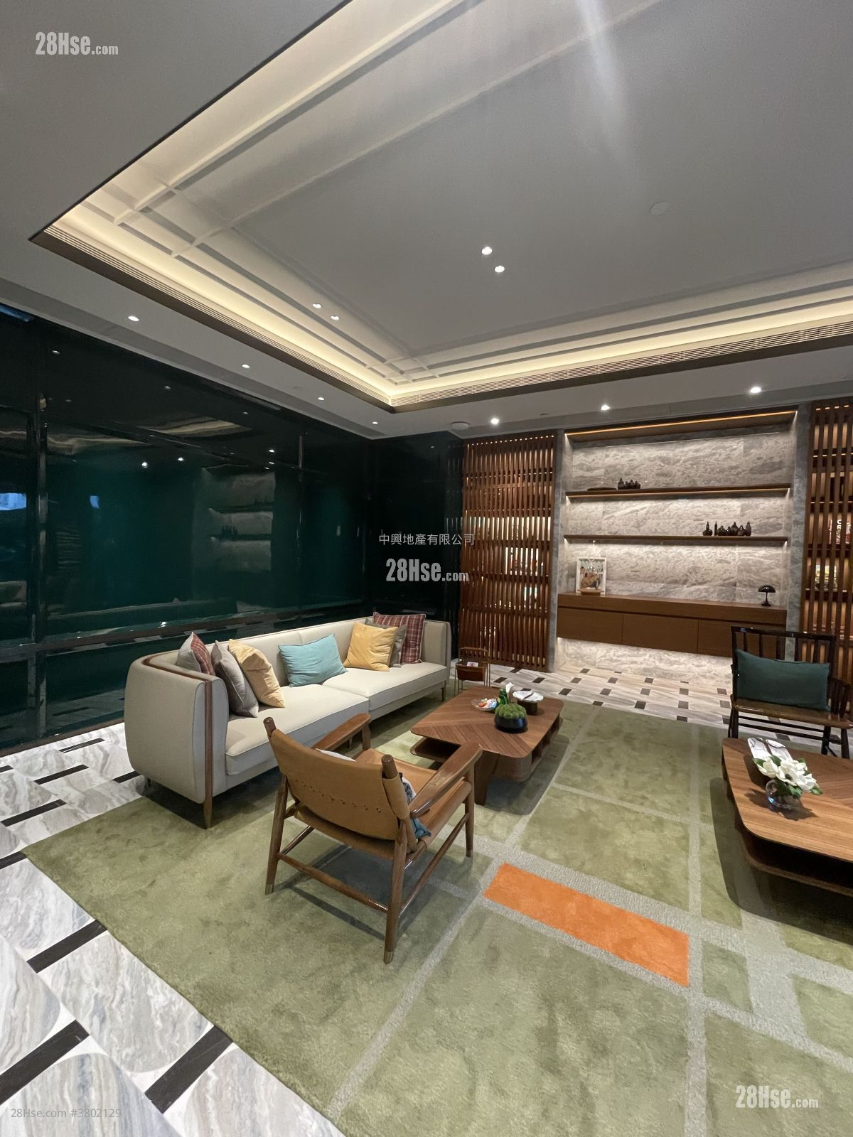 Topside Residence Rental 3 Bedrooms , 1 Bathroom 569 ft²