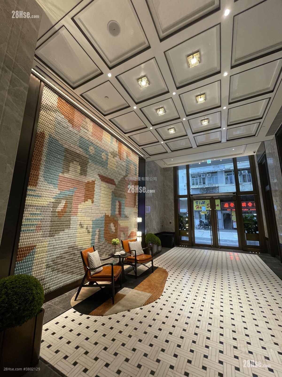 Topside Residence Rental 3 Bedrooms , 1 Bathroom 569 ft²