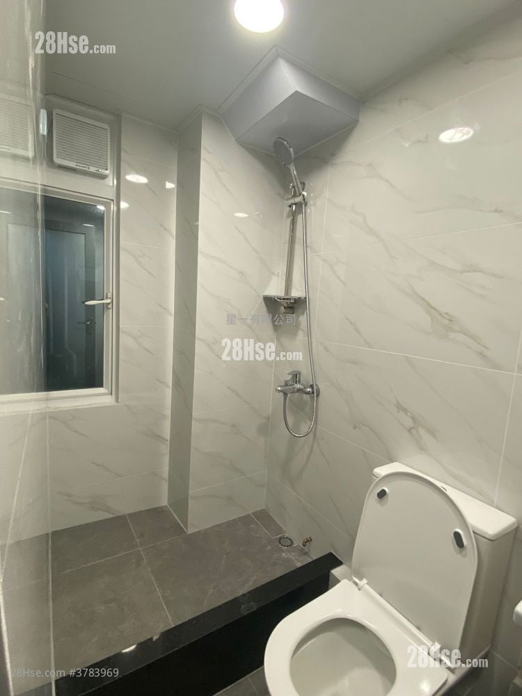 Bay View Mansion Rental Studio , 1 Bathroom 150 ft²