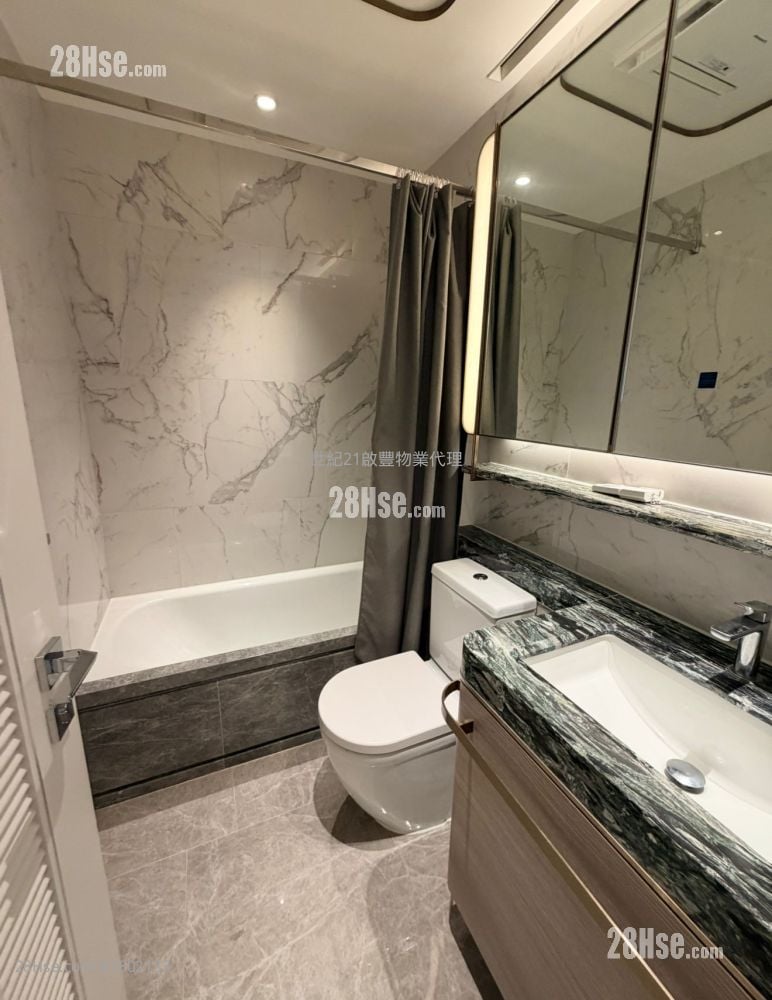 Monaco Sell 2 Bedrooms , 1 Bathroom 446 ft²