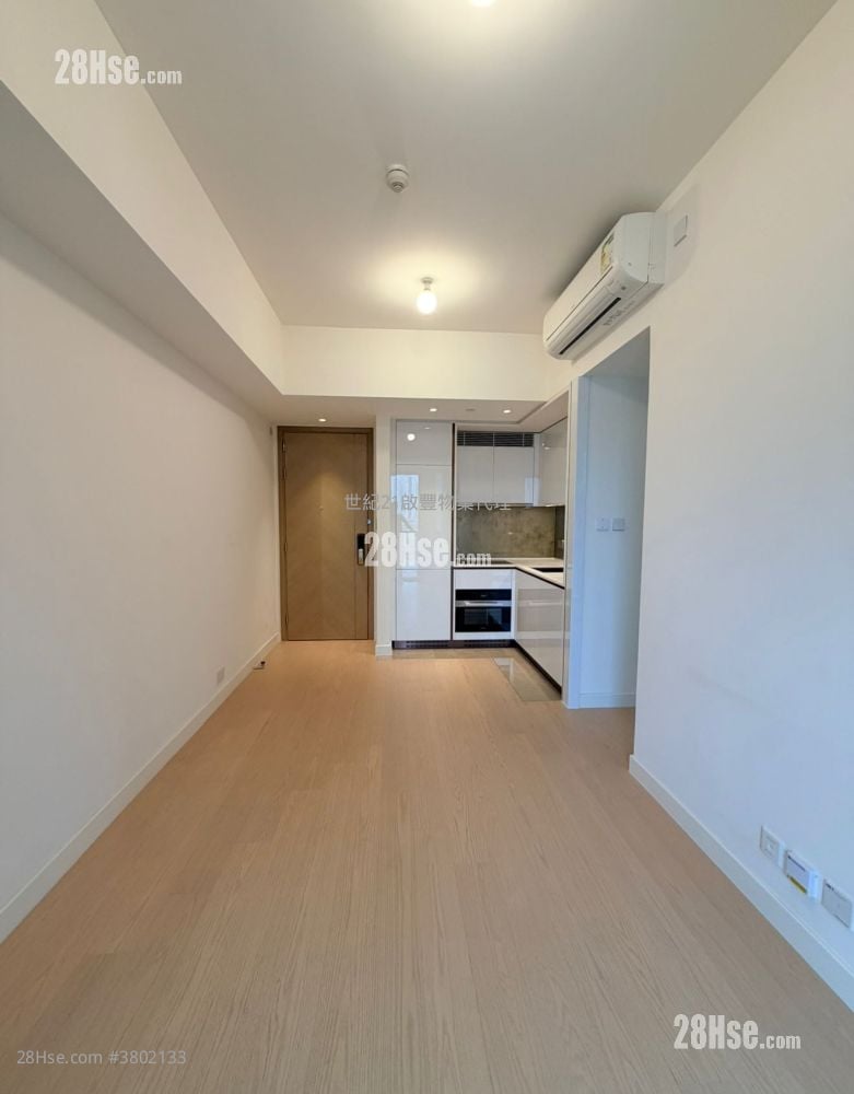 Monaco Sell 2 Bedrooms , 1 Bathroom 446 ft²