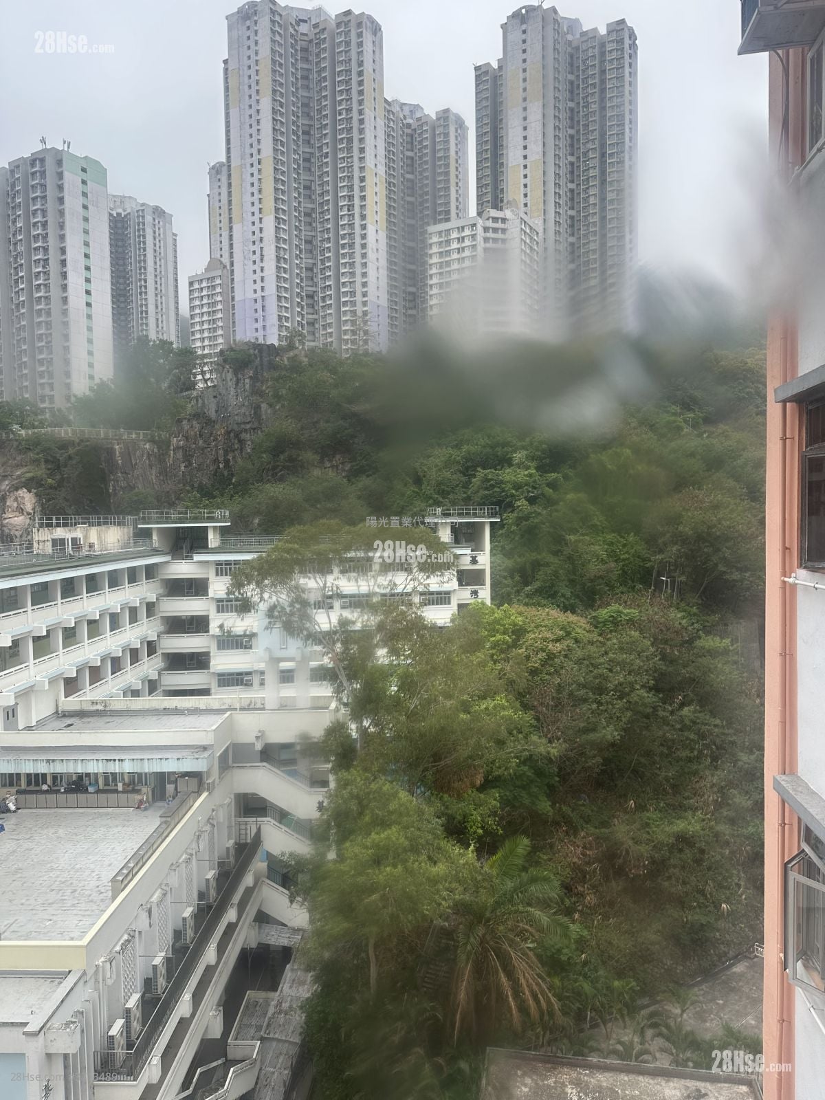 海宁大厦 租盘 2 房 279 平方尺