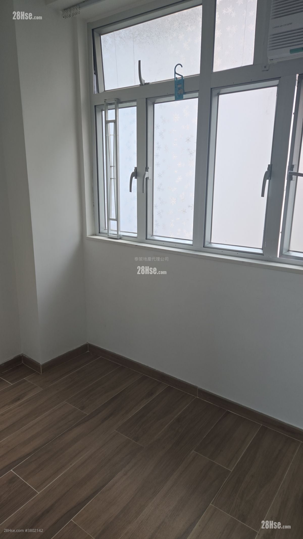 建安大厦 租盘 319 平方尺