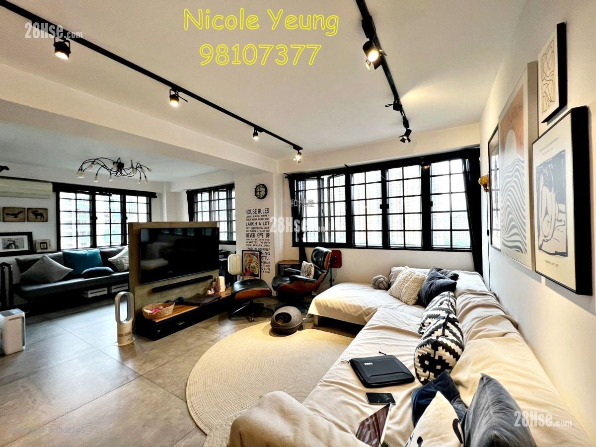 Greenfield Terrace Sell 2 Bedrooms , 2 Bathrooms 1,013 ft²