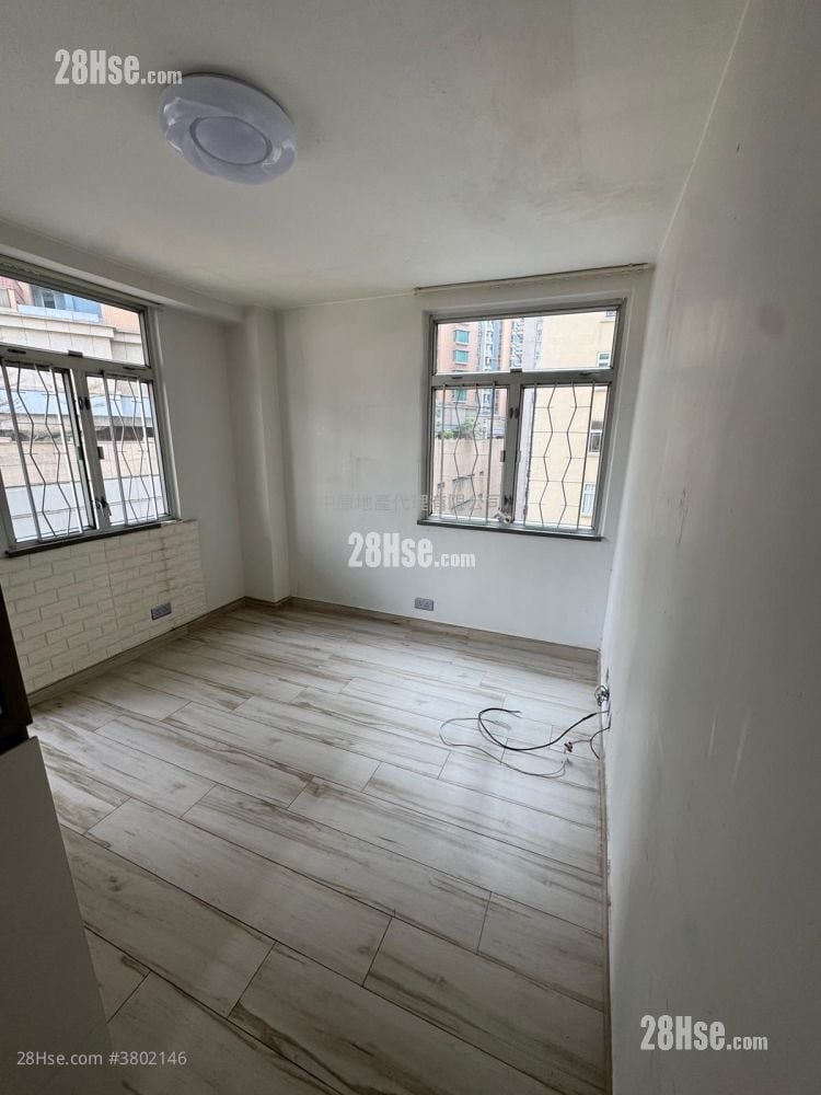 美孚新邨 售盘 2 房 588 平方尺