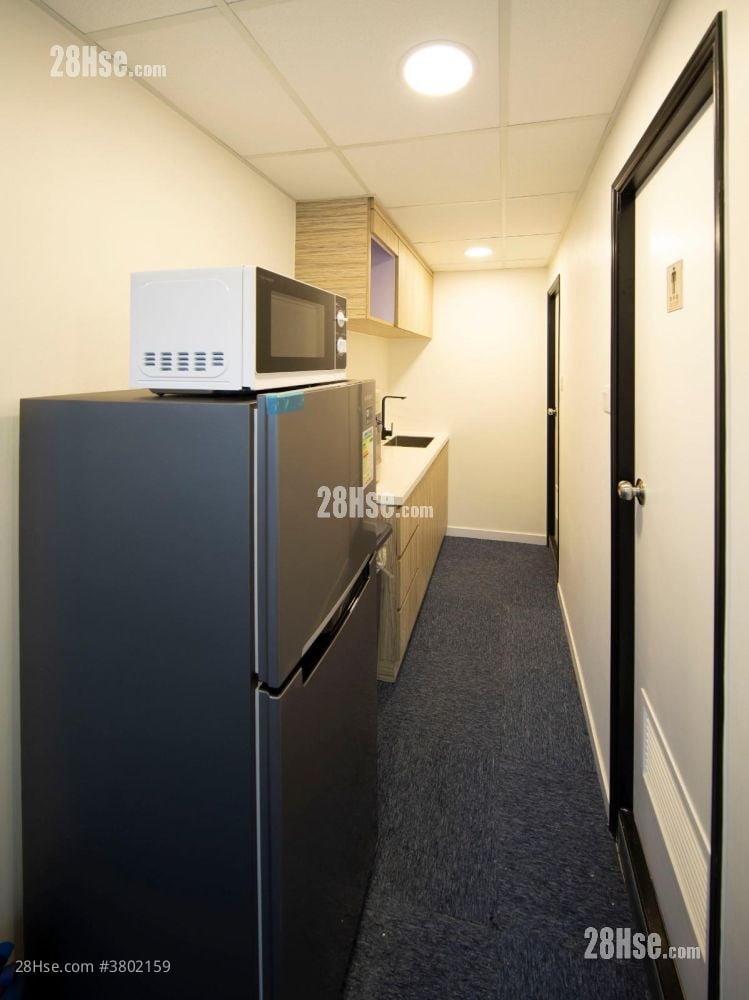 裕林工业大厦 租盘 280 平方尺