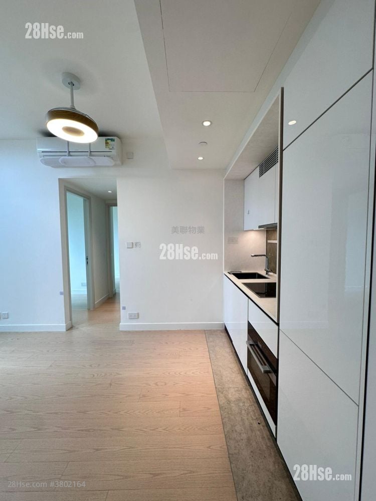 Monaco Sell 2 Bedrooms , 1 Bathroom 441 ft²