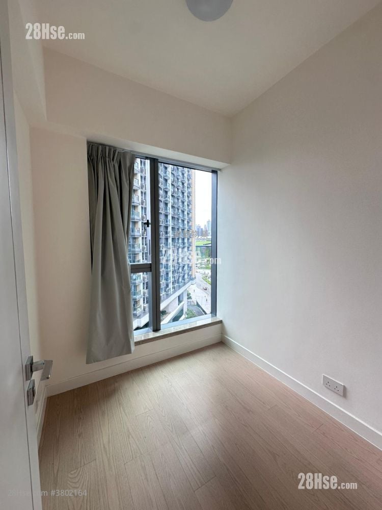 Monaco Sell 2 Bedrooms , 1 Bathroom 441 ft²