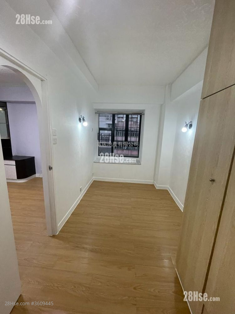 永隆大厦 售盘 1 房 , 1 浴室 293 平方尺